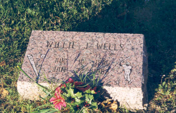 Willie Wells grave - 2000